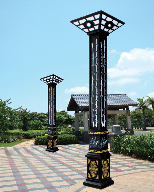 广场镂空方柱形LED景观灯柱图片